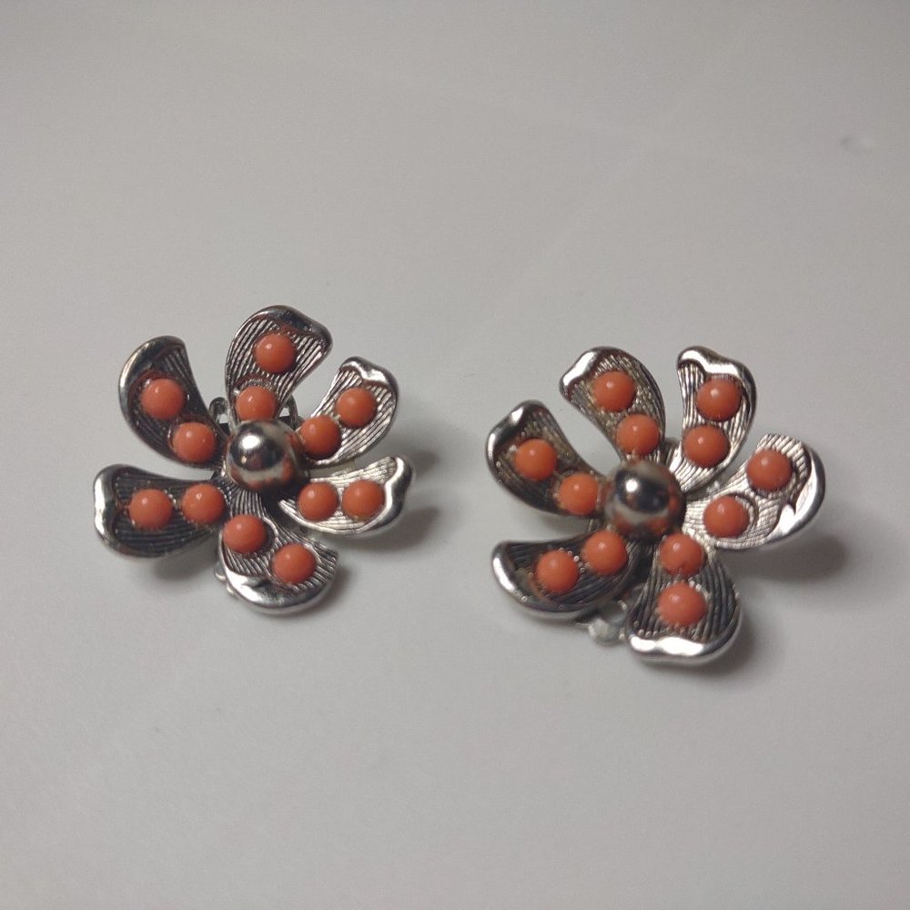 Vintage Metal Clip On Flower Earrings